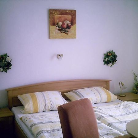 Altes Zollhaus Guest House Бад Пирмонт Екстериор снимка
